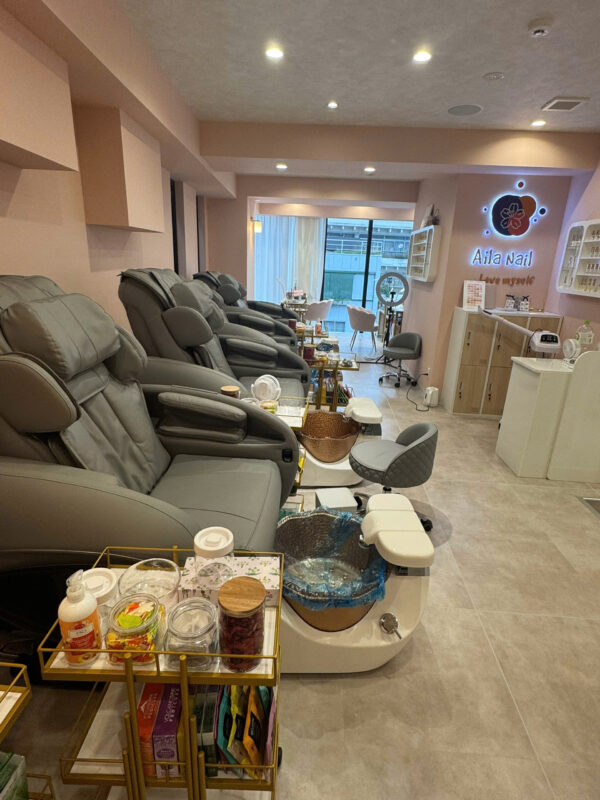aila nail beauty spa pedicure manicure near me (13)