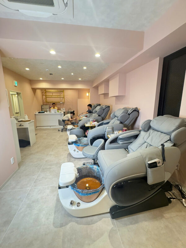 aila nail beauty spa pedicure manicure near me (15)