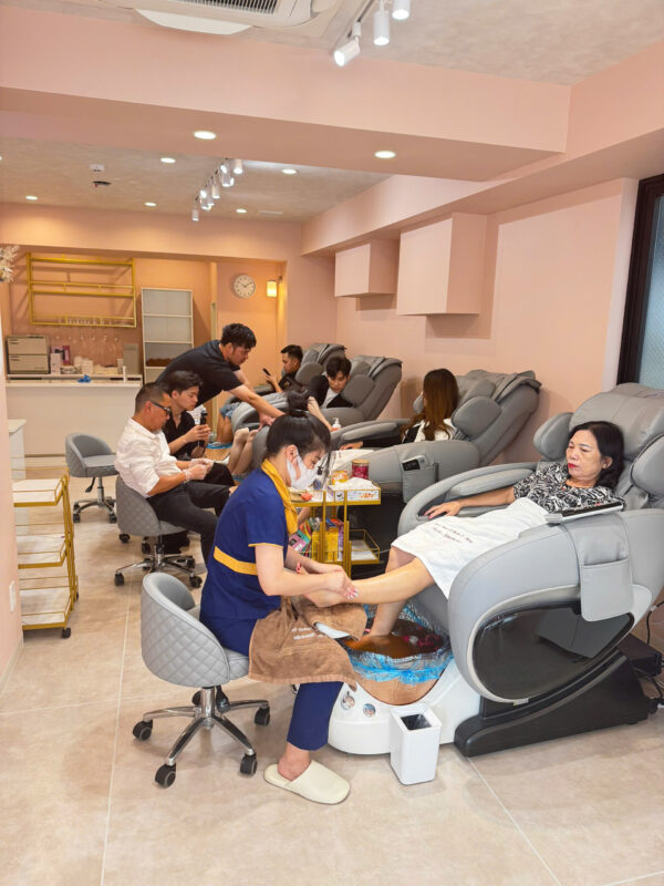 aila nail beauty spa pedicure manicure near me (7)